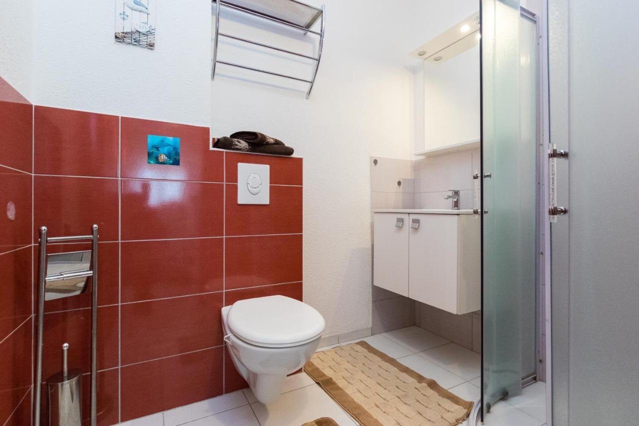 Apartments And Rooms With Parking Space Grebastica, Sibenik - 17831 Екстер'єр фото